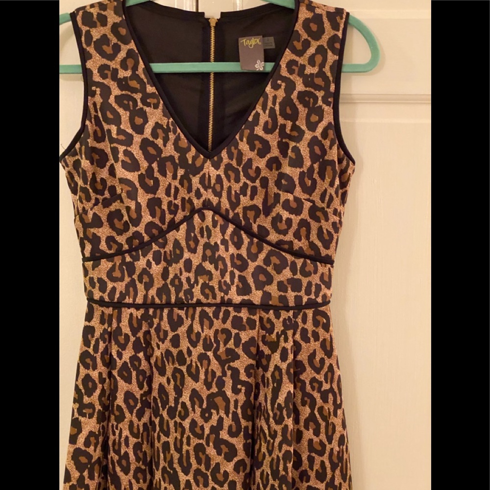 Dress - Picture 2 of 3